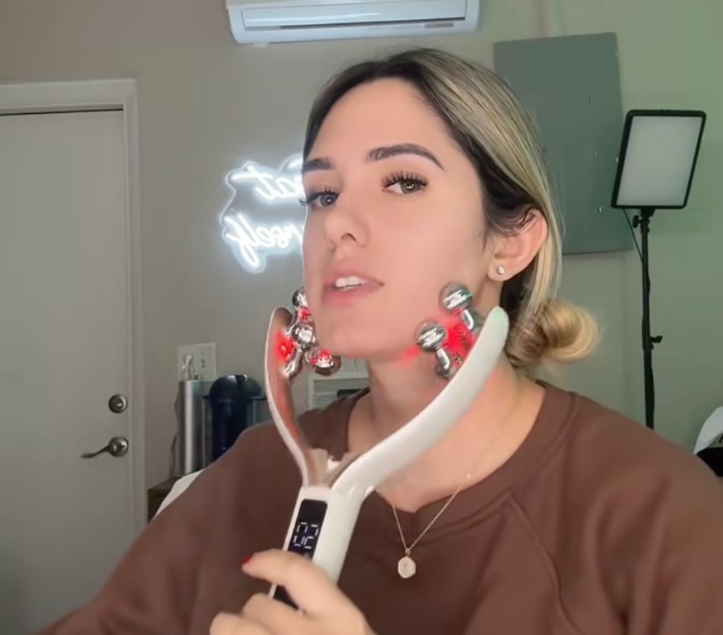 LumaLift Sculpt & Glow Wand